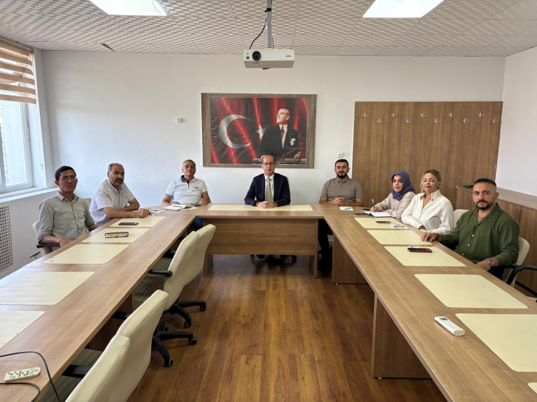 Fakültemiz İdari Personeliyle Dönem Başı Toplantısı Gerçekleştirildi