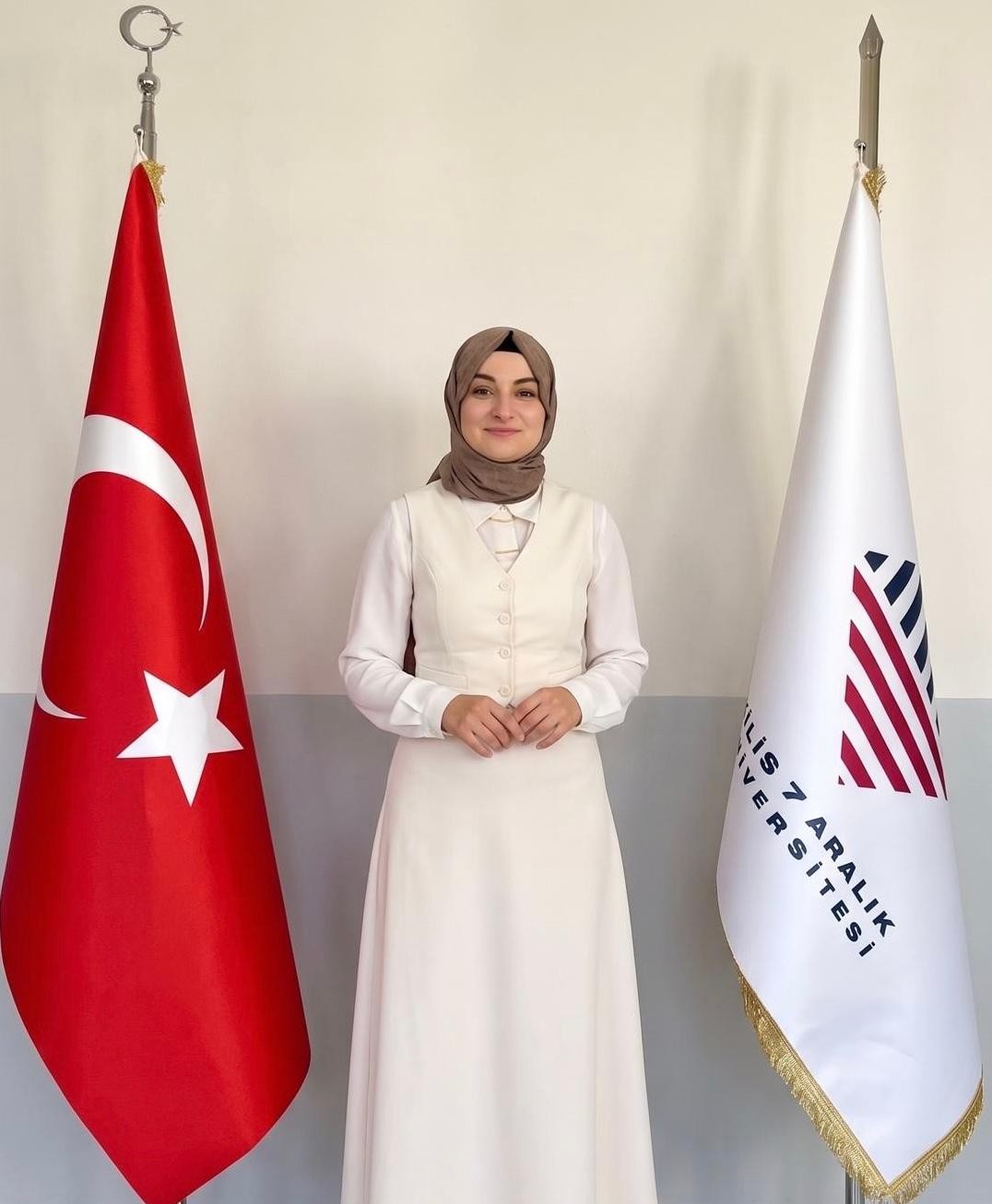 Gülsen AYHAN